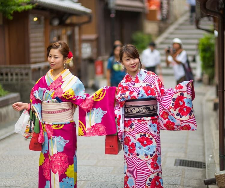 Bao lâu có thể giao tiếp tiếng Nhật thành thạo?