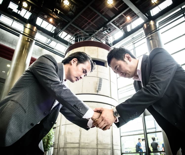 Nhảy việc ở Nhật để tăng lương: Cơ hội đổi đời hay cái bẫy khiến bạn tụt dốc?